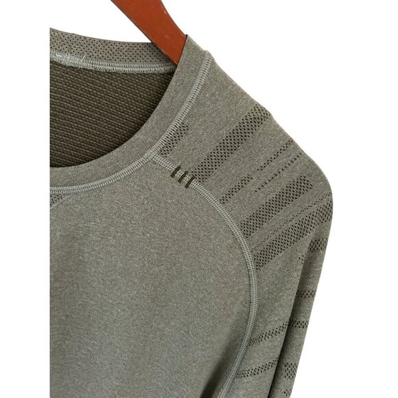 Lululemon Metal Vent Long Sleeve Tee Athletic T-Shirt Sage Green Size Large - Picture 3 of 8